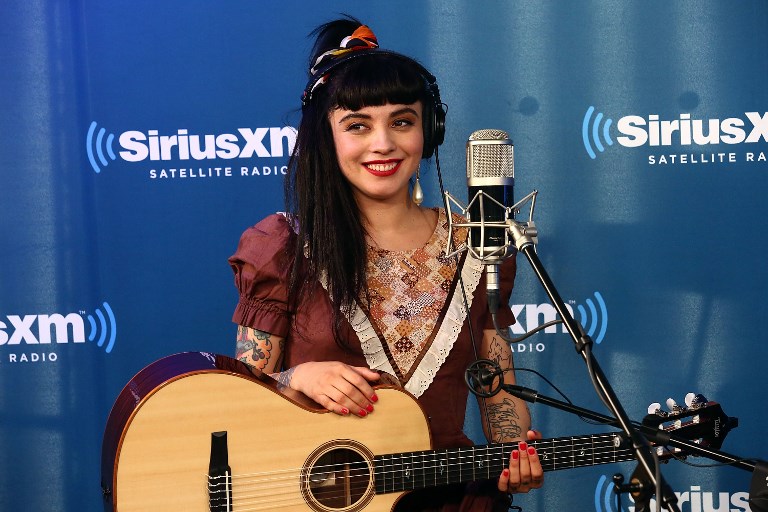 Mon Laferte se mostró tal como vino al mundo