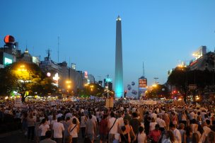 Senado argentino vota proyecto de aborto libre