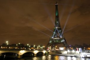 Torre Eiffel reabre sus puertas