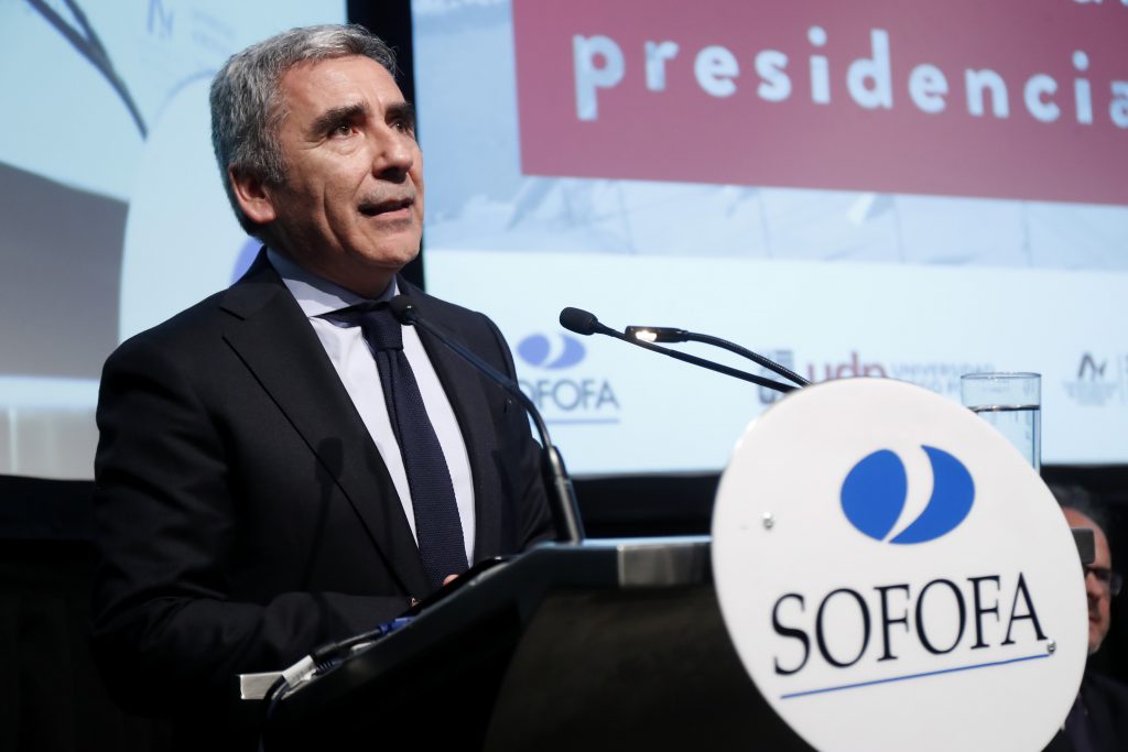 Carlos Peña le pide a ministro Rojas “afrontar las consecuencias”