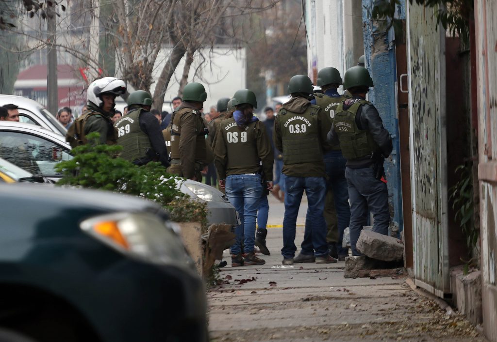 Carabineros detiene a parte de una banda que robó una casa en Pirque