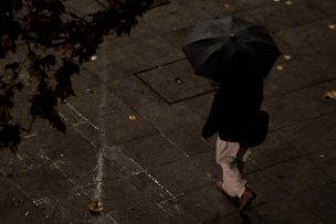 Anuncian lluvia para la noche de este lunes en la RM