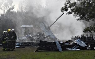 Acusan intencionalidad en incendio que destruyó iglesia en Padre Las Casas