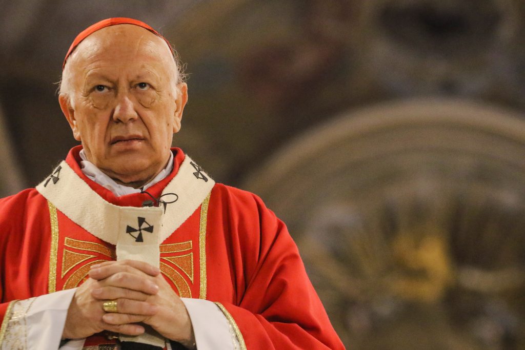 Cardenal Ezzati se encuentra “estable” en Hospital UC