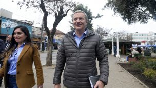 Kast se reúne con alcalde de Quilpué por toque de queda a adolescentes