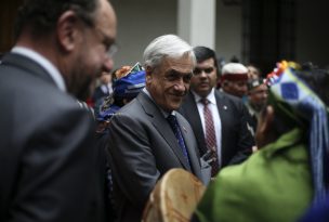 Piñera viaja a Colombia a despedida de Presidente Santos