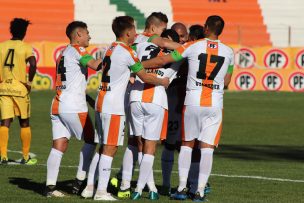 Cobresal goleó a Santiago Morning y quedó segundo en la Primera B