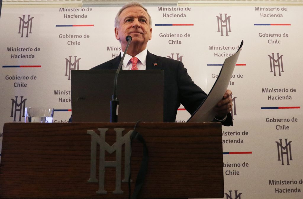 Ministro Felipe Larraín por Reforma Tributaria: “Nos permitirá recuperar el crecimiento económico”