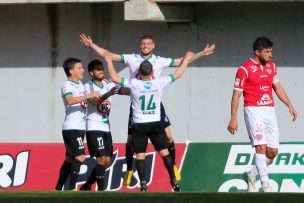 Ñublense toma distancia del descenso en la Primera B con victoria ante Puerto Montt