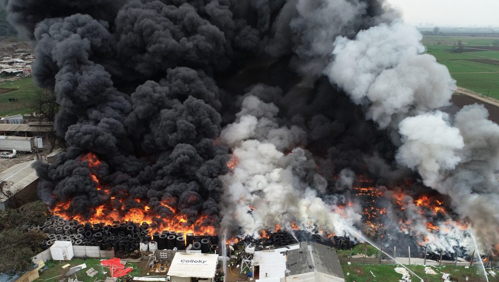 Santiago presenta buena calidad del aire para este viernes pese a megaincendio