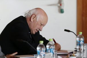 Fiscal Arias estaría investigando a Ezzati por un segundo caso de encubrimiento