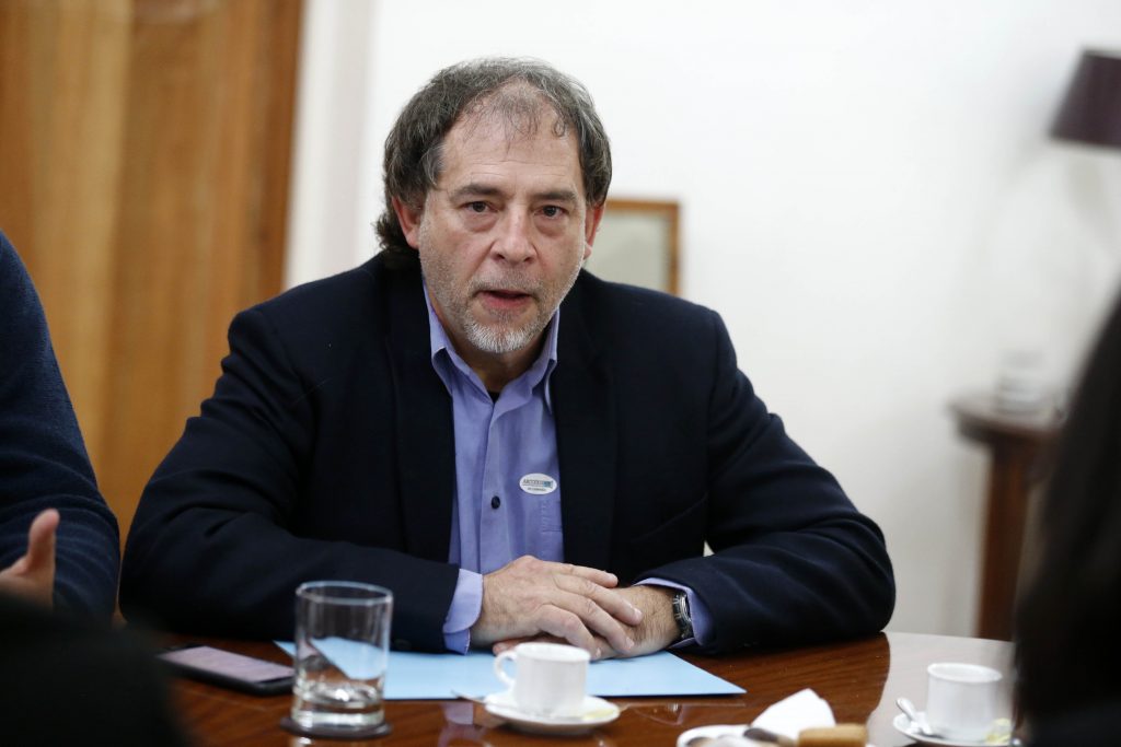 Girardi acusa “notable abandono de deberes” por crisis en Quintero-Puchuncaví