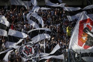 Hinchas de Colo Colo arrasaron con entradas para duelo ante Corinthians