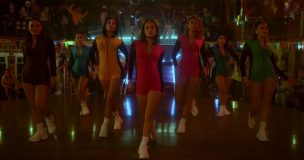 La sensual coreografía de los Power Peralta que unió a varias actrices en un videoclip