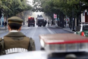 Incidentes y barricadas se registraron esta mañana en el Liceo Barros Borgoño