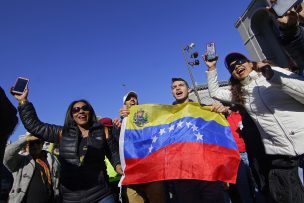 Un centenar de venezolanos gestiona desde Perú su repatriación