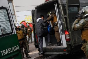 Municipio de Santiago confirmó expulsión de 6 alumnos el Liceo de Aplicación