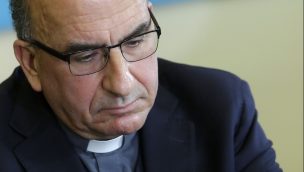 Obispo de Concepción es ratificado por El Vaticano tras cita con Papa Francisco