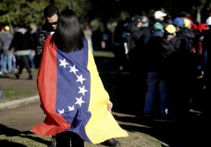 Países de la región resuelven seguir acogiendo a venezolanos que huyen de su país