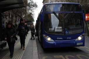 Mil conductores del Transantiago iniciarán una huelga legal este miércoles