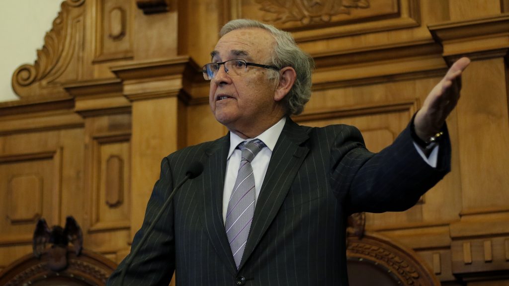 Milton Juica por Acusación Constitucional: “Absolutamente no hay mérito”
