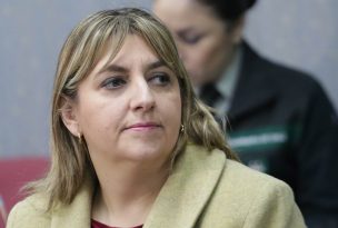 Gobierno pide la renuncia de Claudia Bendeck como directora de Gendarmería