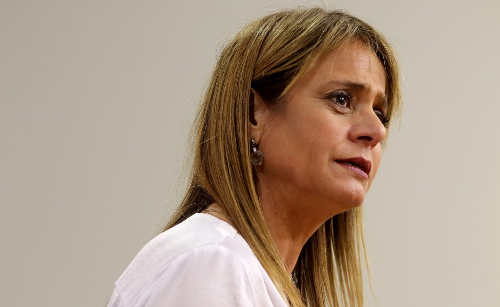 Jacqueline van Rysselberghe emplazó a ministro Monckebrg por posturas de Paulina Núñez en votaciones
