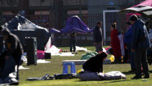 Intendencia RM ordena desalojar cancha tomada por vecinos en Nuñoa