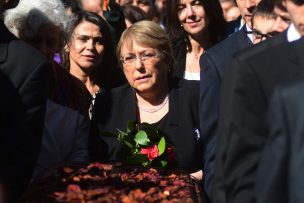 Bachelet es criticada por declaraciones sobre Venezuela