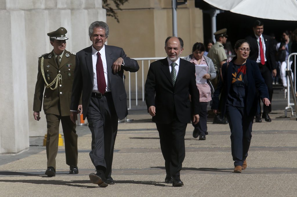 Oposición cuestionó reunión entre ministros de la Corte Suprema y el Presidente
