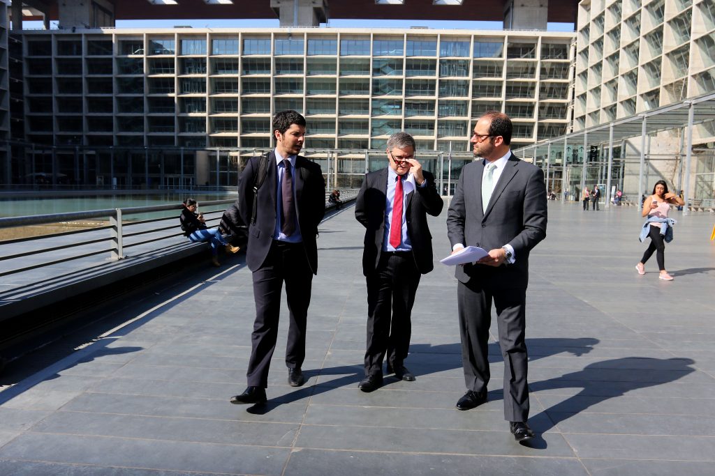 UDI presentó una querella por ataque a la tumba de Jaime Guzmán