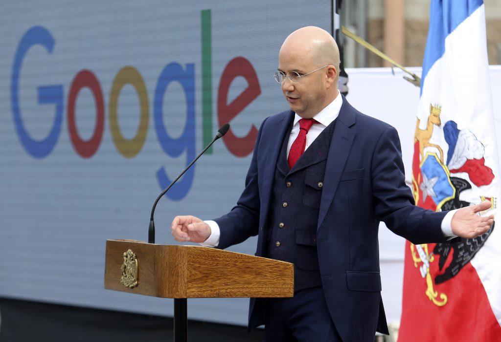 Google, WhatsApp y Teletón son las marcas “más valoradas” en Chile