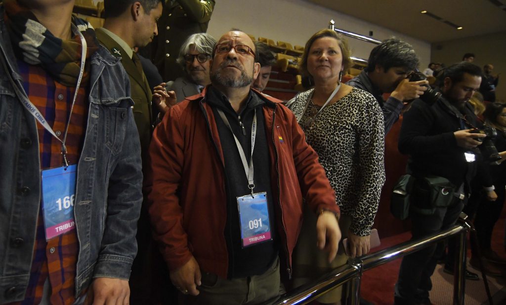 Identidad de género: Según el Movilh, menores de 14 sí están incluidos en la ley
