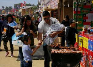 Seremi de Salud de Valparaíso ya lleva 44 sumarios sanitarios en fondas