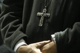 Congregación Santa Cruz investiga a sacerdote ya fallecido por denuncia de abuso