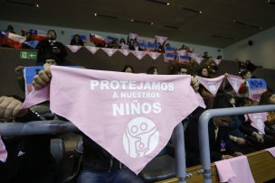 Según “pañuelos rosados”, rechazo a incluir menores en cambio de sexo es de 93%