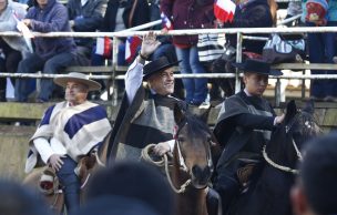 Ñuble: Presidente Piñera se reúne con la comunidad en medialuna de San Carlos