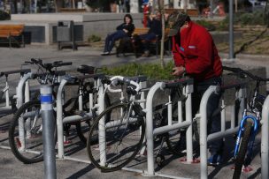 MTT y Metro inauguraron innovador sistema de estacionamientos de bicicletas