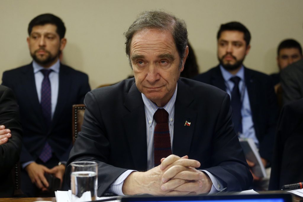 Larraín: interpretación por cambio de sexo legal para menores de 14 “es mala fe”