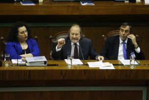 PS y PC piden reclamo formal de la Cámara por “descalificaciones” de Carlos Künsemüller