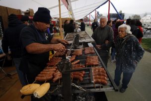 Con mucha energía y entusiasmo comenzó la sexta versión del Carnaval Dieciochero en Recolecta