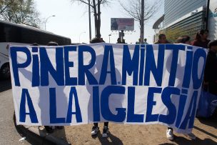 Manifestantes llegaron afuera del Te Deum evangélico a mostrar su total rechazo ante la aprobación de la LIG