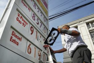 Nuevamente baja el precio de los combustibles