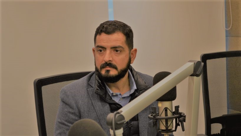 [SE DIJO EN DIRECTO AL GRANO] “Si quieres construir democracia con un discurso de mayoría, no debes subirle el costo a aquellos adversarios que están tomando tus banderas”, Camilo Feres por marginación de Ex Presidente Lagos en conmemoración del “No”