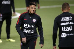 Mourinho afirma que Alexis Sánchez estará fuera de las canchas hasta enero