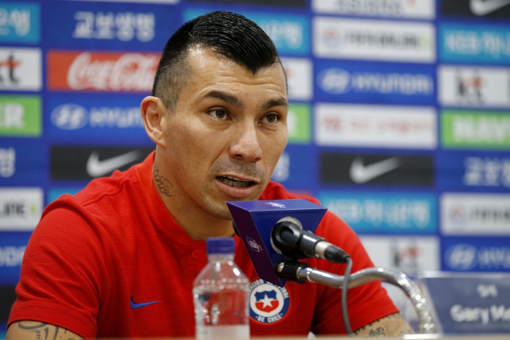 Gary Medel y la capitanía: “Llevar la jineta es una responsabilidad muy grande”