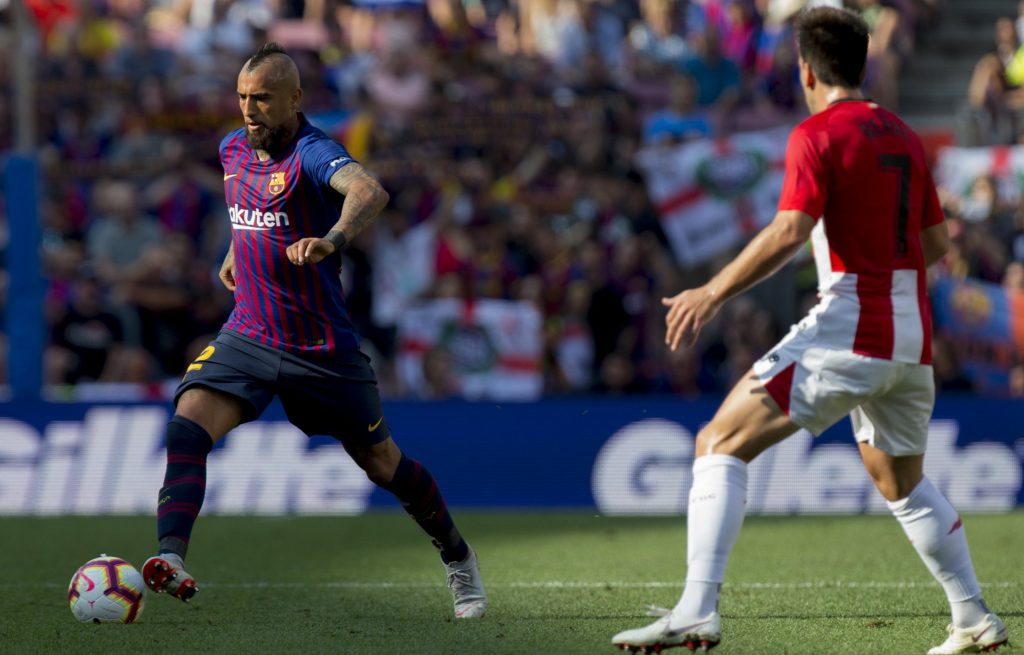 Prensa española y partido de Vidal: “Entró poco en juego. Se le sigue esperando”