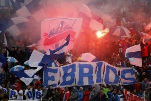 La UC venció a Colo Colo que sufrió dos expulsiones y lo alejó de Libertadores