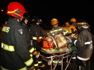 Ñuble: Accidente carretero de un bus deja al menos 19 lesionados