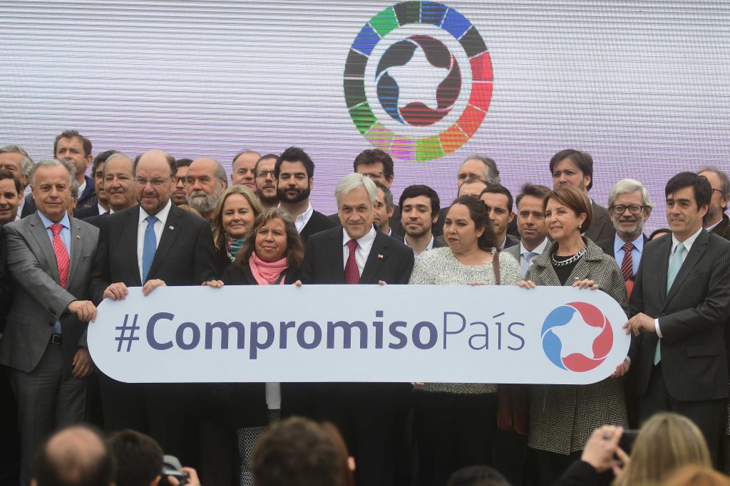 Piñera presentó el programa “Compromiso País”